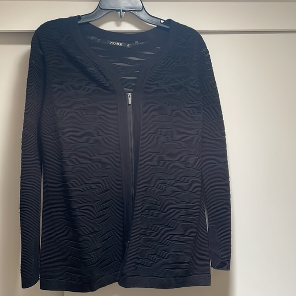 Beautiful Nic + Zoe black lightweight jacket - Picture 3 of 4